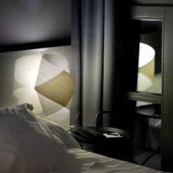 LZF Orbit lámpara de pared marfil