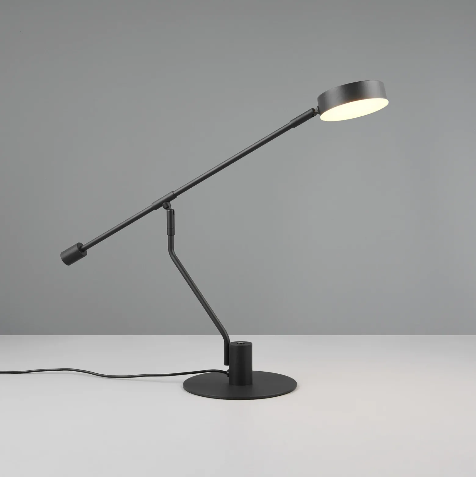 Manduro lámpara de mesa LED, negro, metal, atenuador CCT