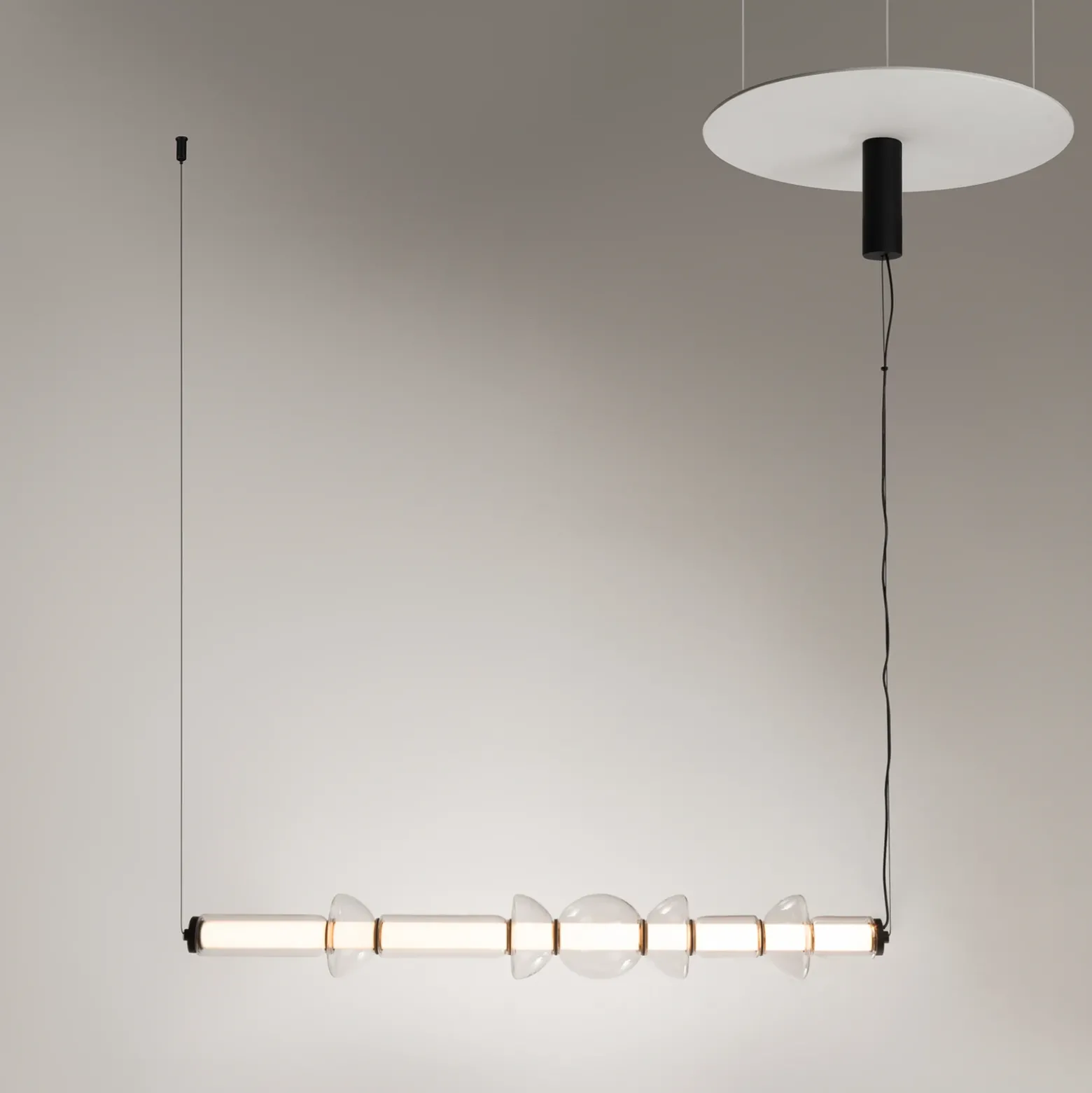 Maytoni Cosmo lámpara colgante LED, negro, longitud 98 cm, cristal