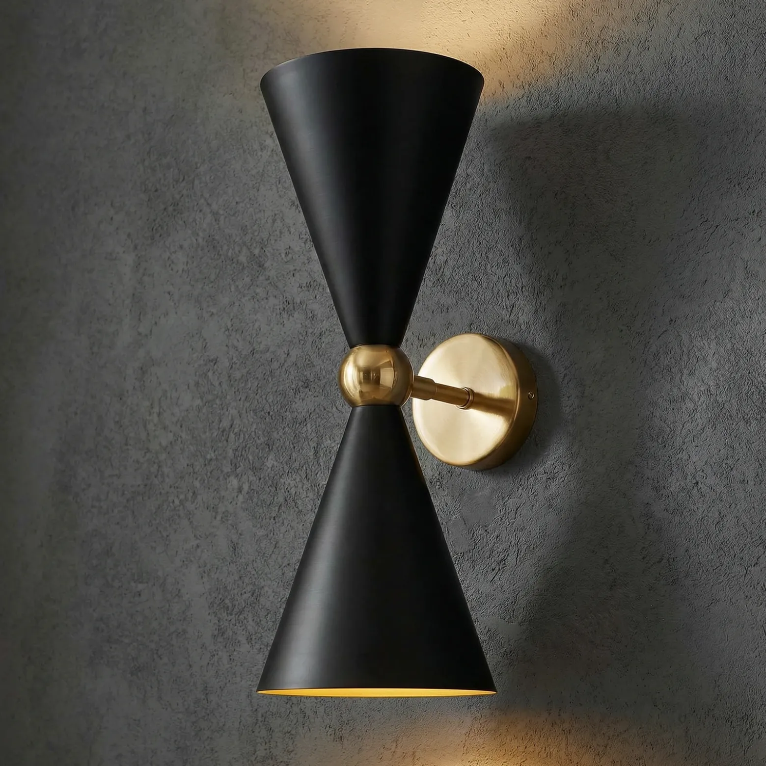 Maytoni Vesper aplique 2 luces negro/oro