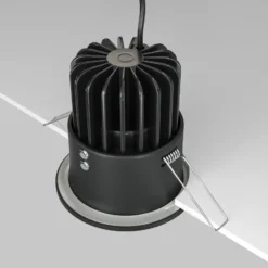 Maytoni Zoom Foco empotrable LED 930 IP65 triac redondo, negro