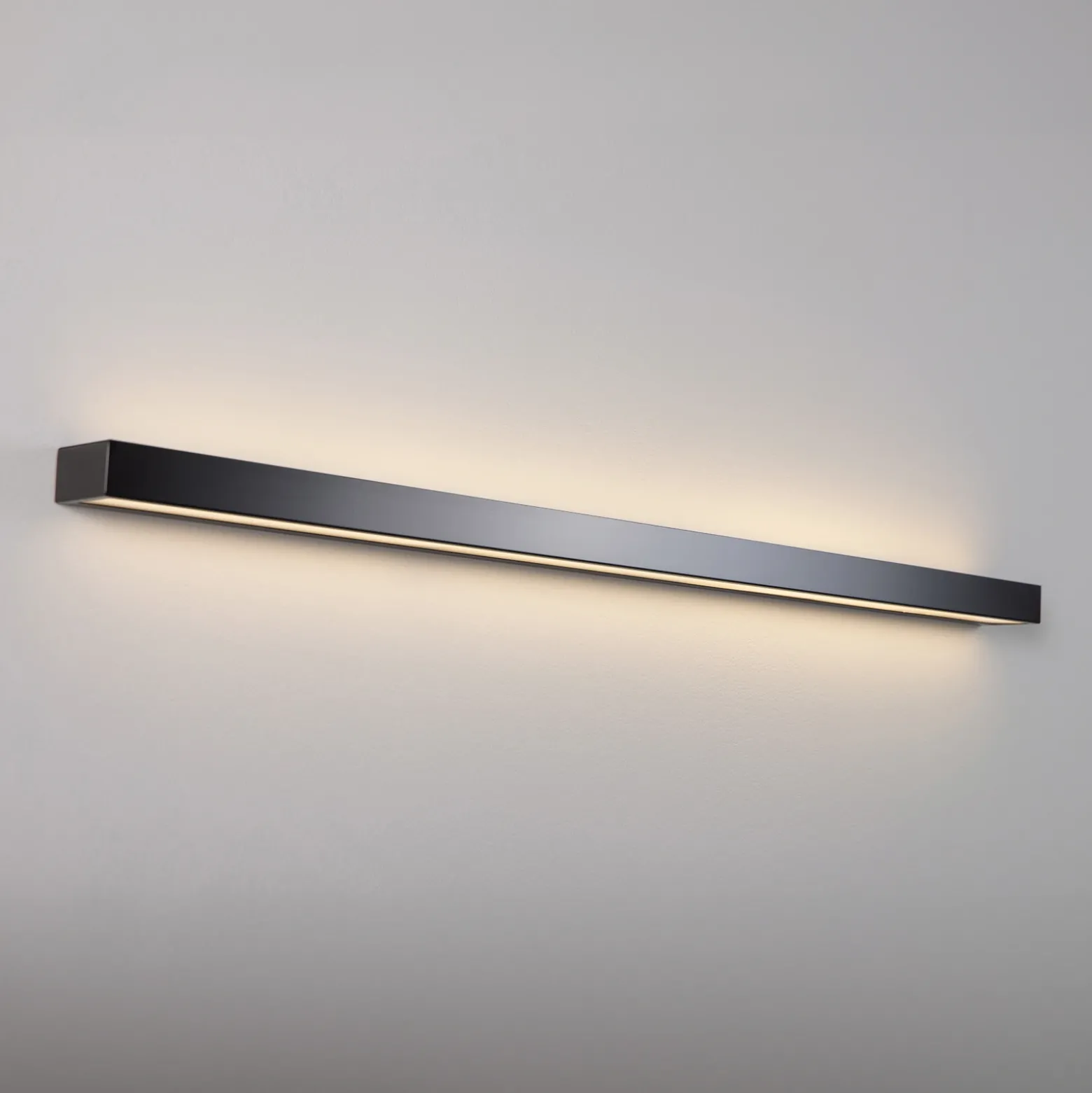 Mera aplique de pared LED, ancho 120cm, negro, 3000K