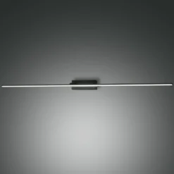 Nala lámpara de espejo LED, negra, anchura 110 cm, metal