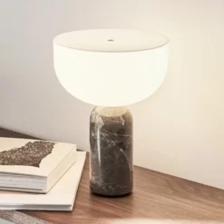 New Works Kizu lámpara de mesa recargable Gris du Marais