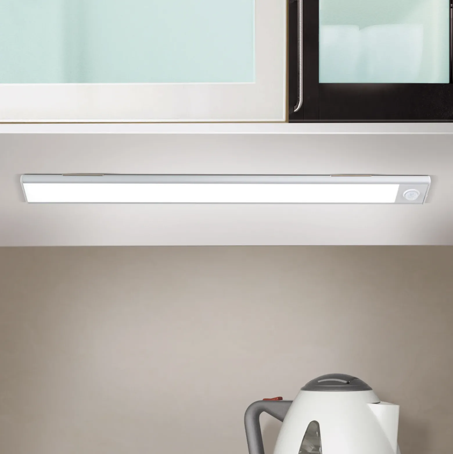 Norman lámpara LED bajo mueble, color plata, batería recargable, sensor,