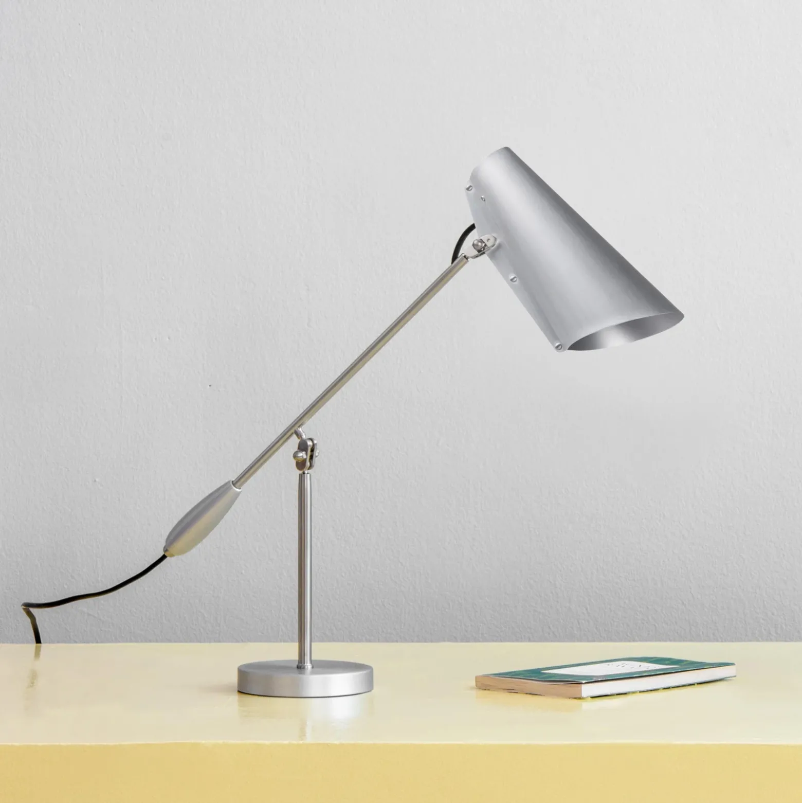 Northern Birdy - lámpara de mesa retro, gris