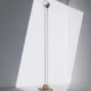 Northern Lámpara de pie LED recargable Snowball, gris beige, 2700 K