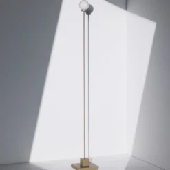 Northern Lámpara de pie LED recargable Snowball, gris beige, 2700 K