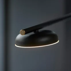 Northern Salto lámpara de mesa LED, negro