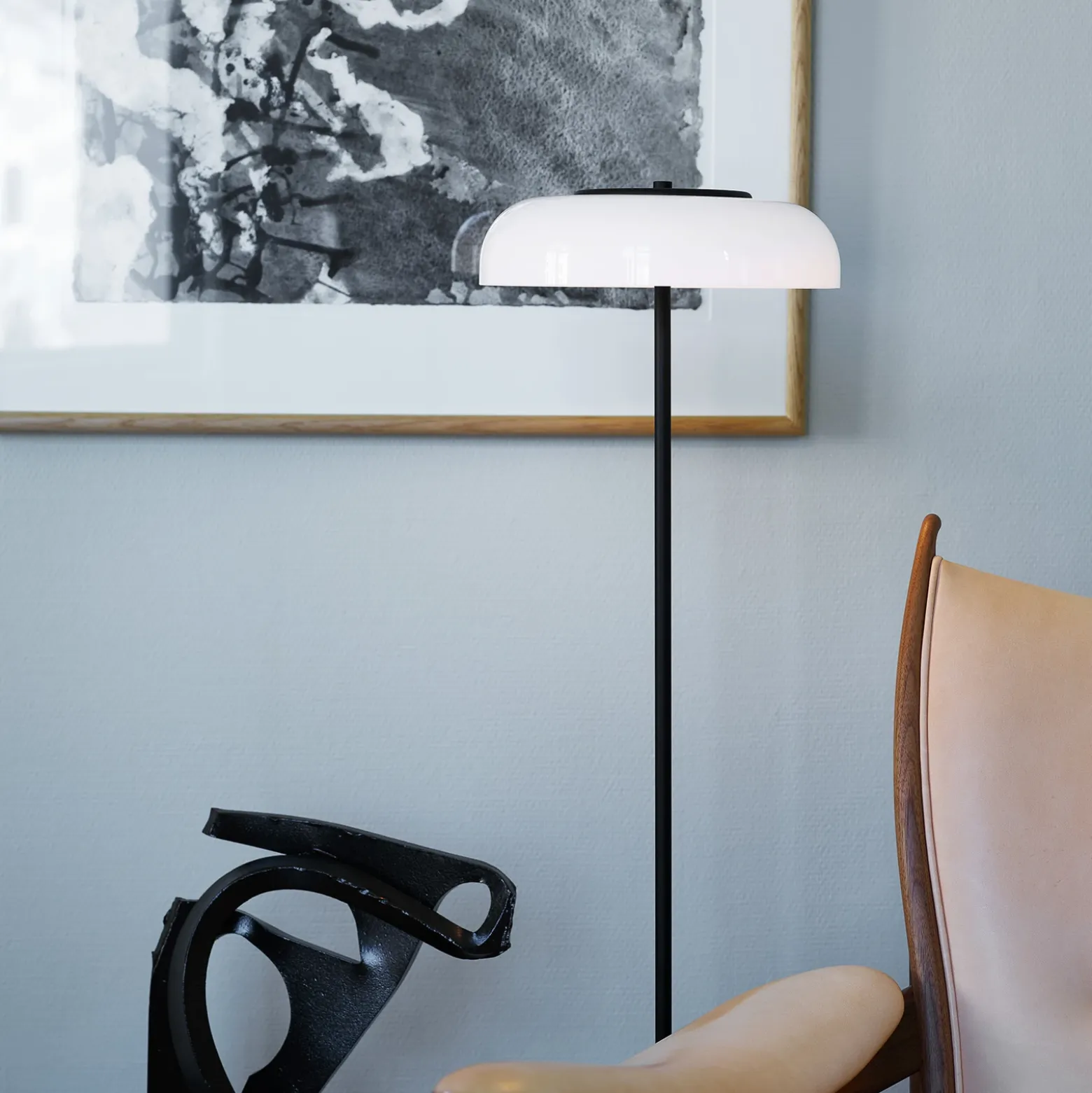 Nuura Blossi Floor Ø 29 de pie LED negro/blanco