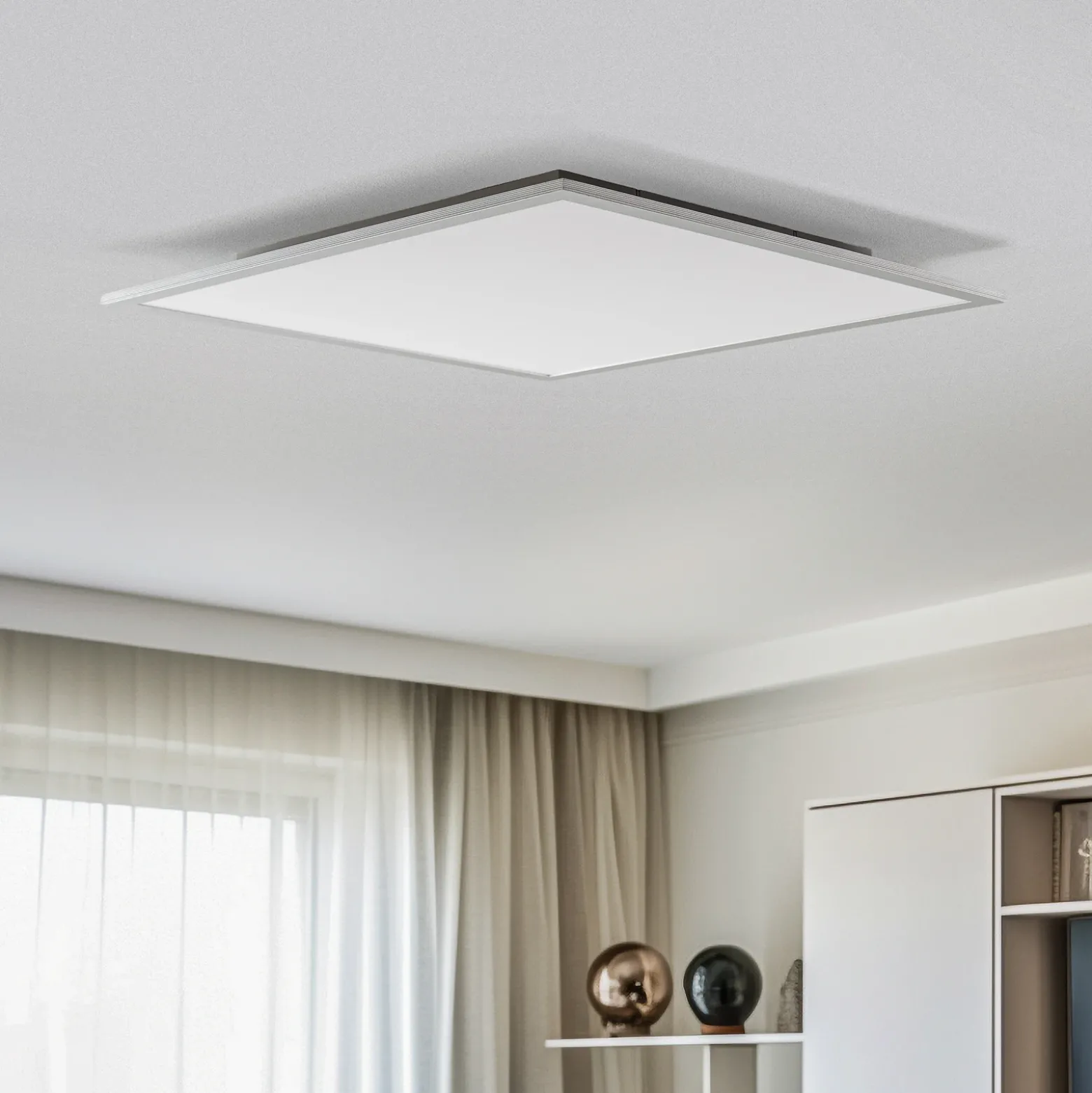 Panel LED Livel de Lindby, 4000 K, 62 cm x 62 cm, plateado, metal