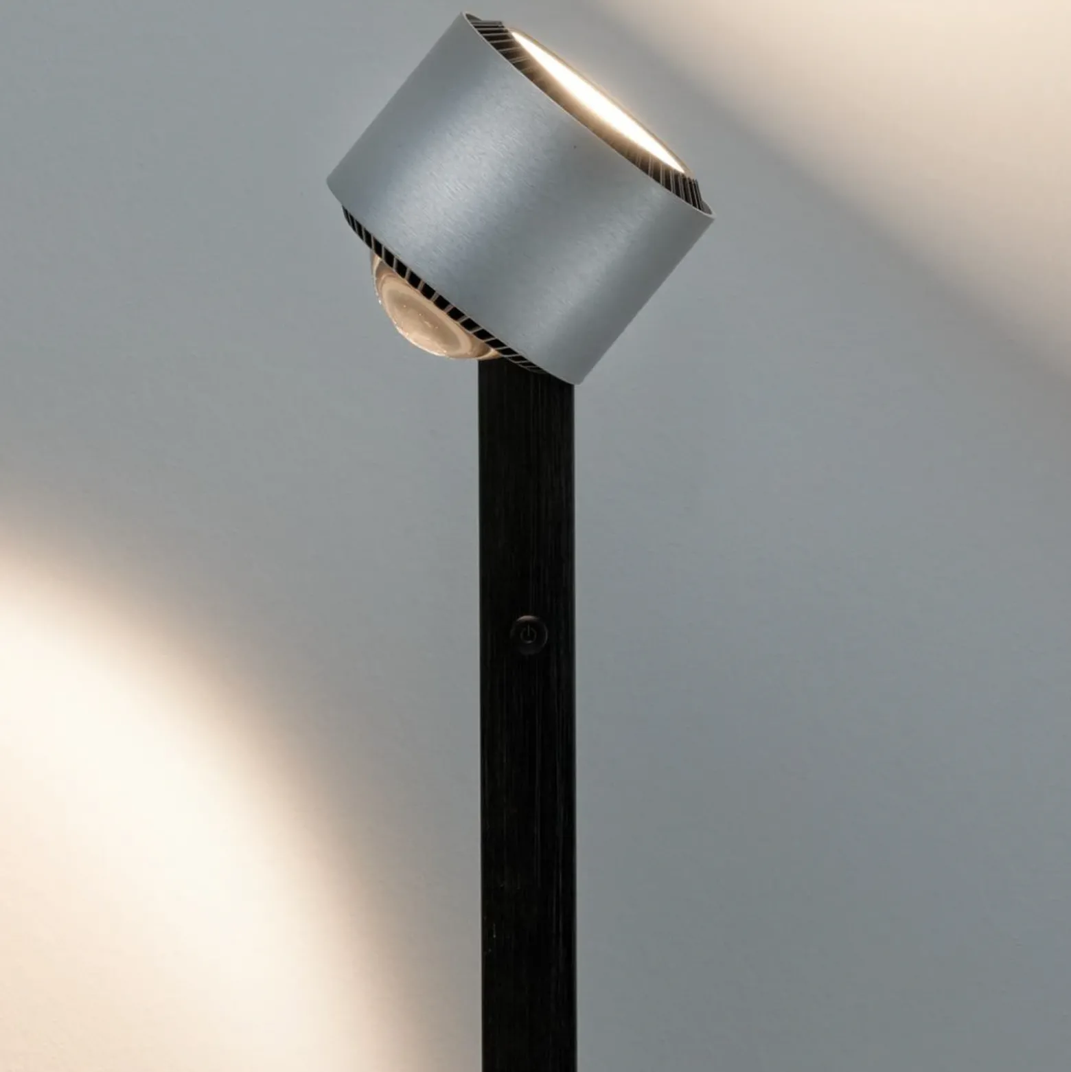 Paulmann lámpara de pie LED Aldan, metal, regulable, atenuable