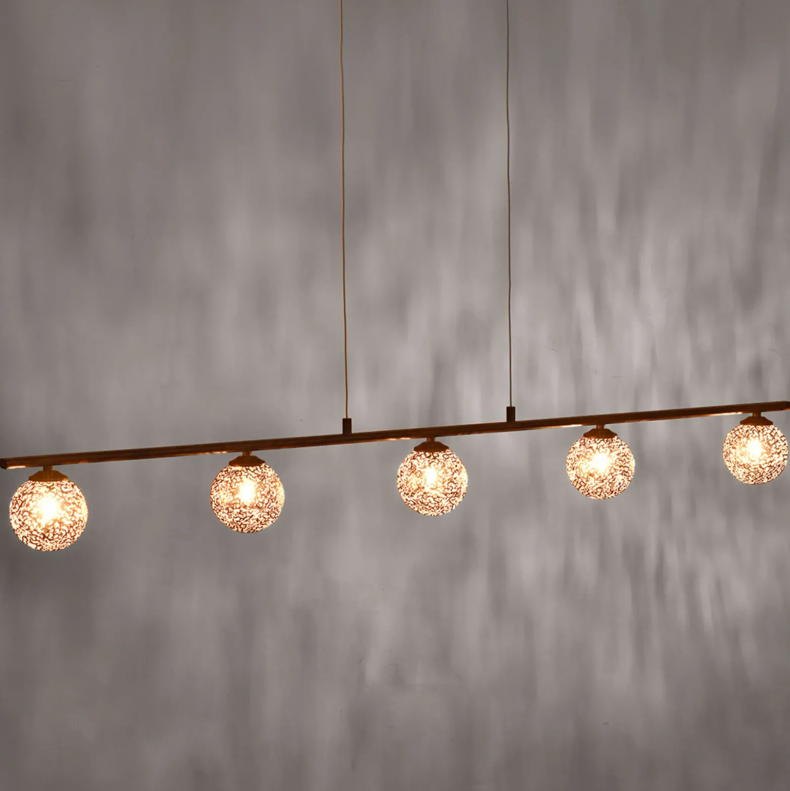 Paul Neuhaus lámpara colgante Greta, 132 cm, 5 luces, metal, G9