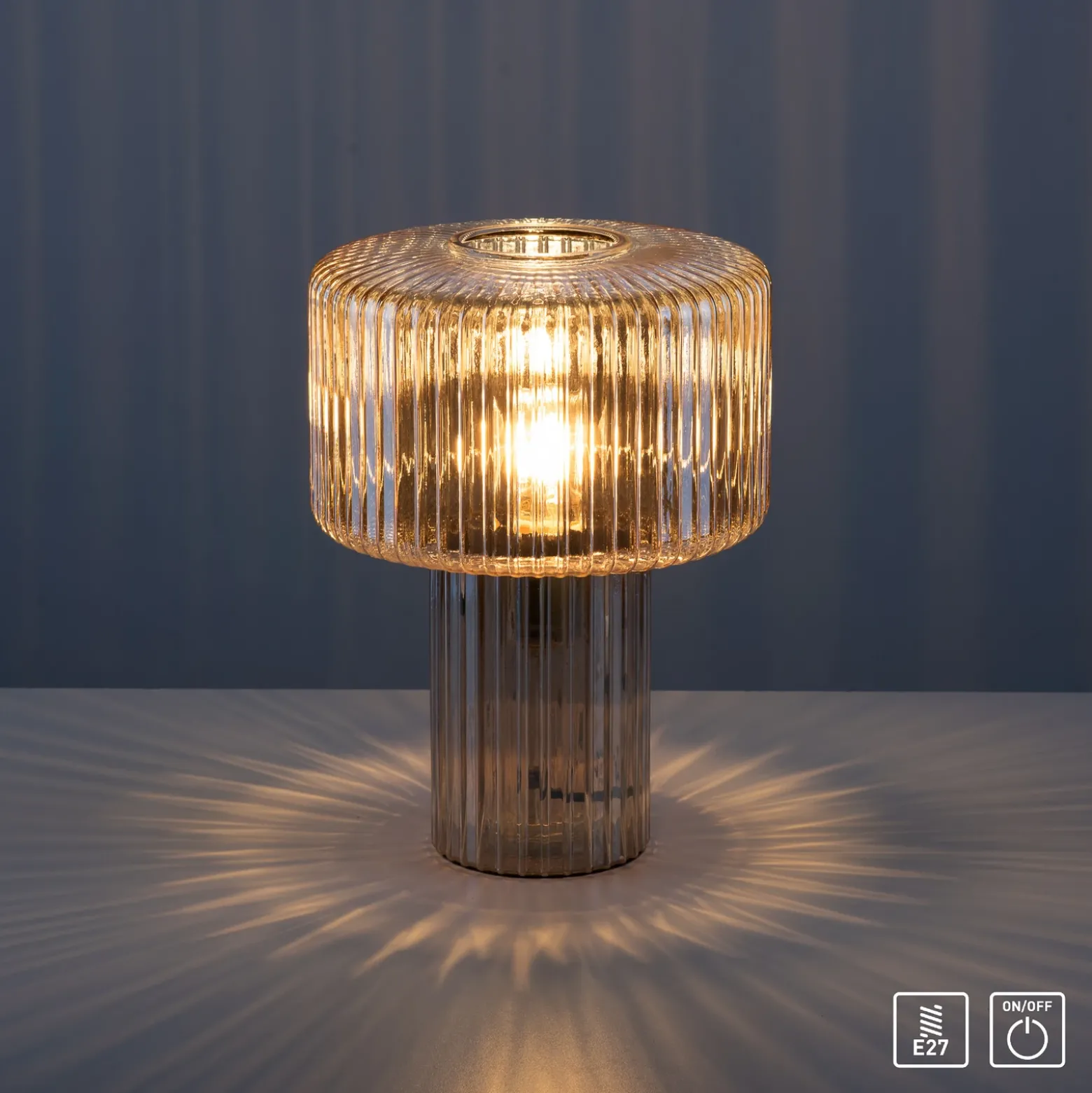 Paul Neuhaus Lámpara de mesa Fungus, ámbar, cristal, 34 cm