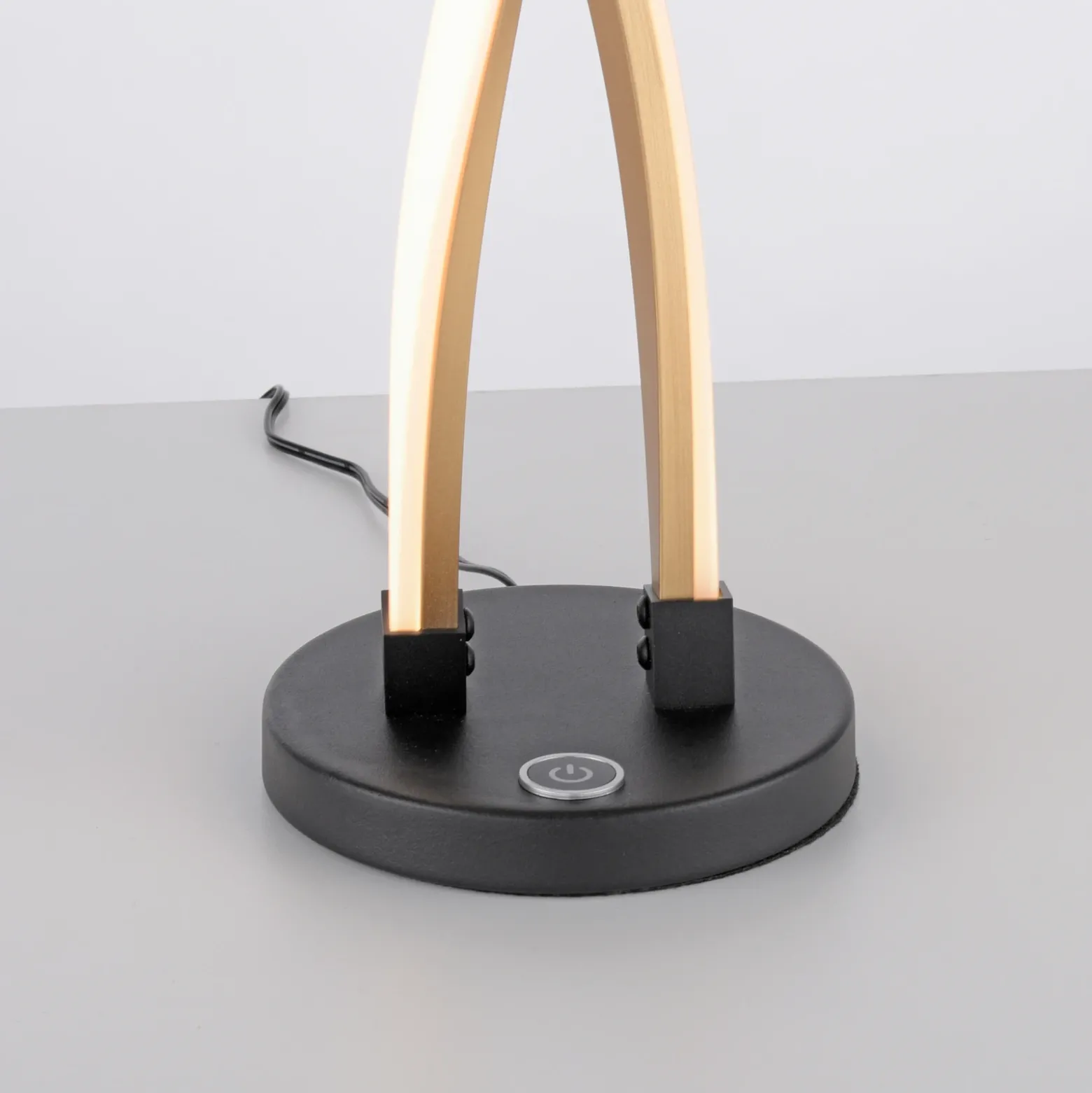 Paul Neuhaus Lámpara de mesa LED Polina, dorada, metal, atenuable