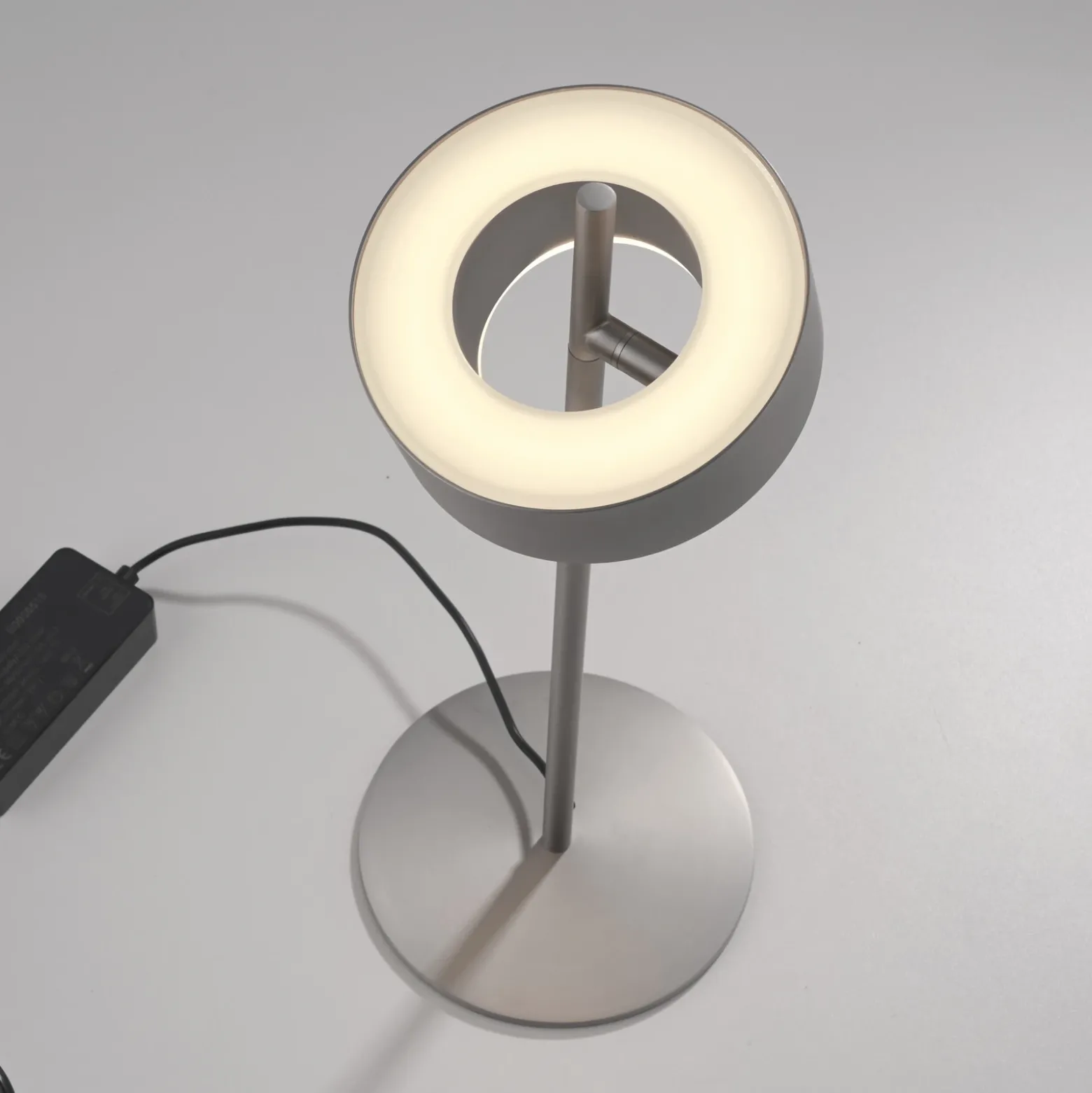 Paul Neuhaus Lámpara de mesa LED SMART+ Q-Rotate aluminio 40 cm