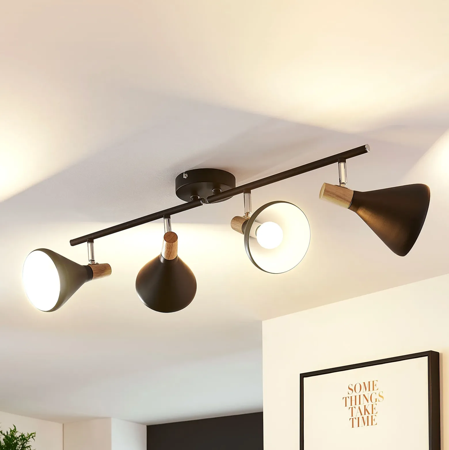 Plafón Arina de Lindby, 68 cm, negro, 4 luces, E14