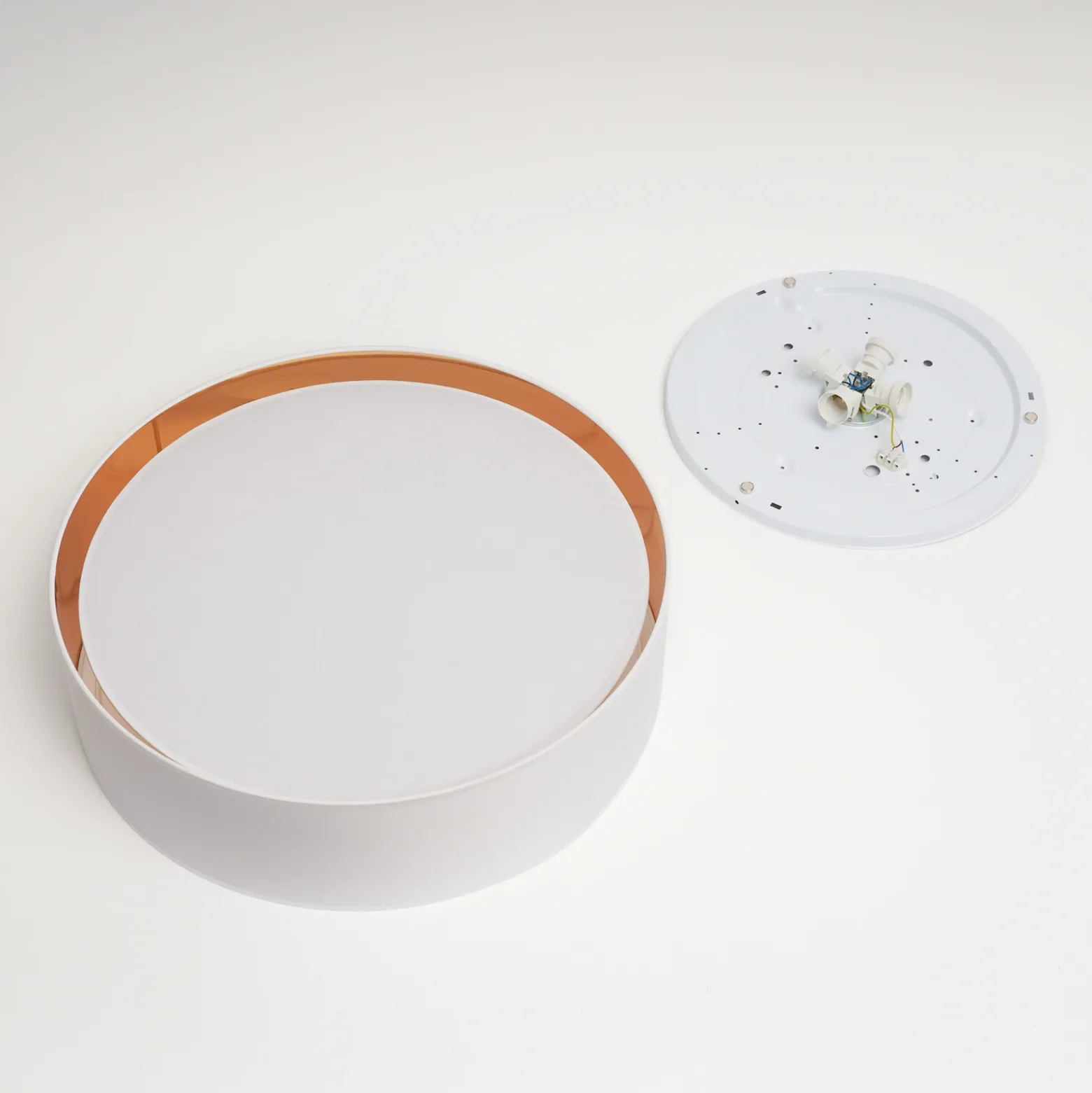 Plafón Bilbao, blanco/oro, Ø 60 cm