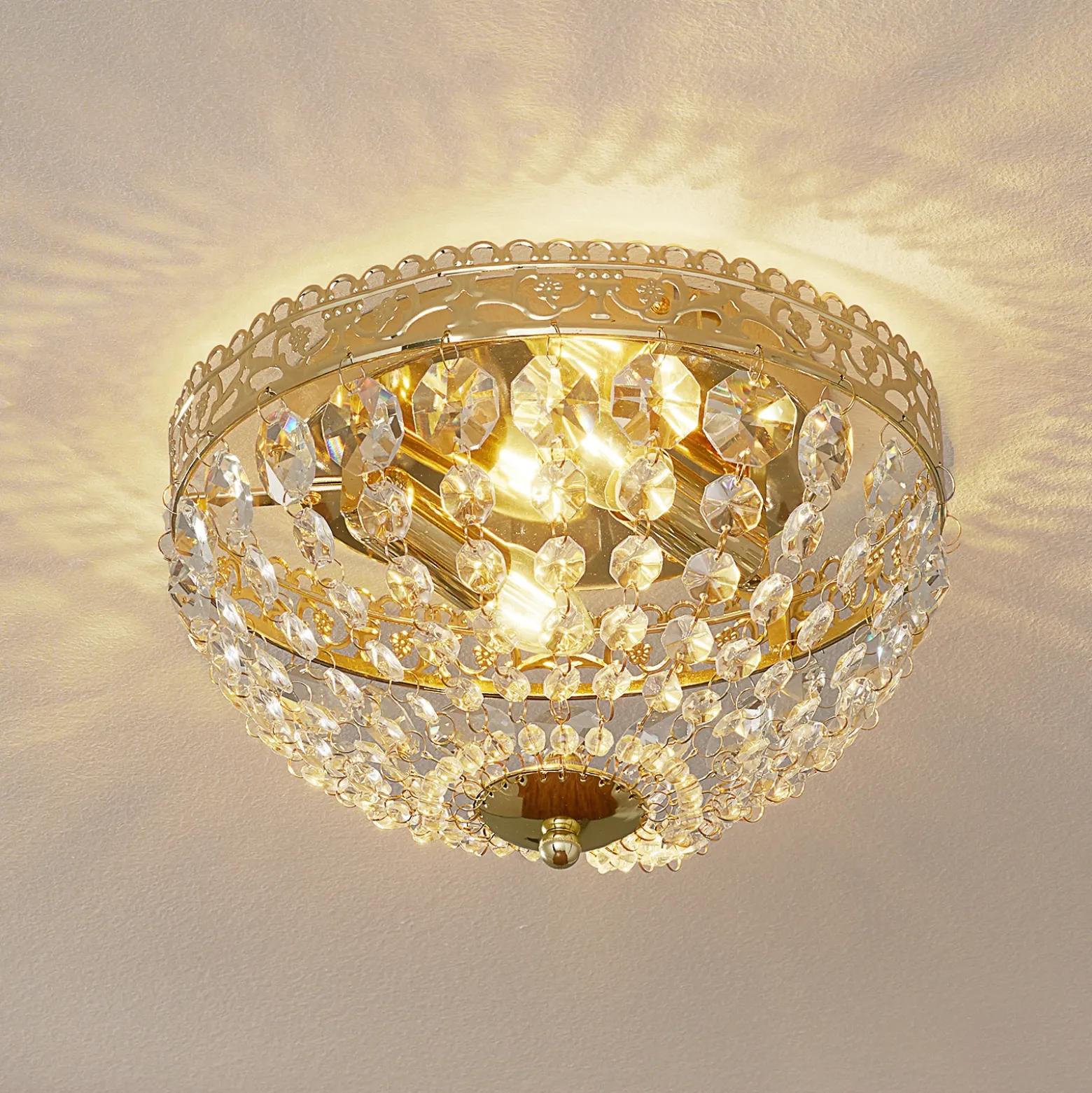 Plafón brillante Saxholm