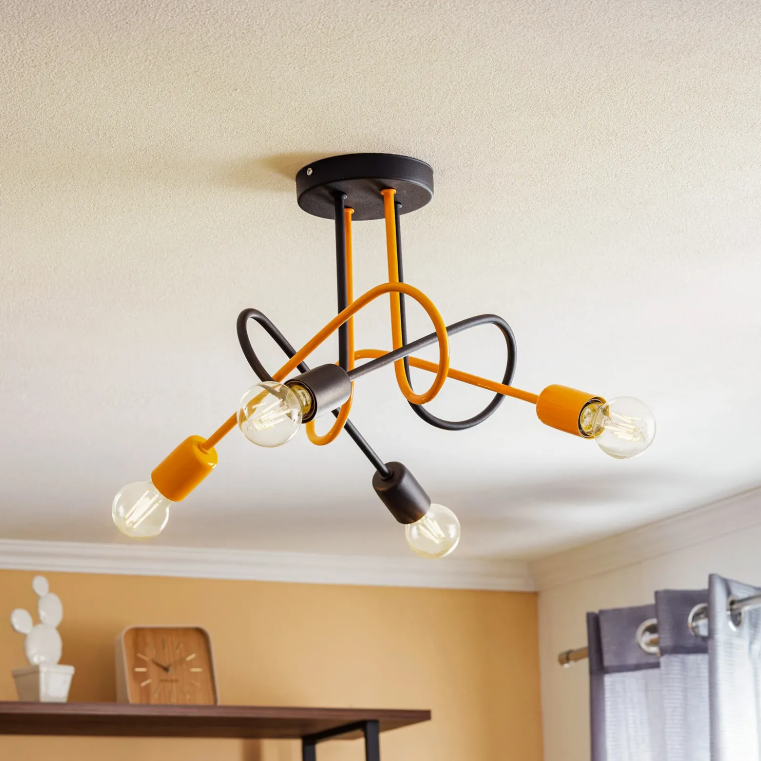 Plafón Cambridge, 4 luces, negro-naranja