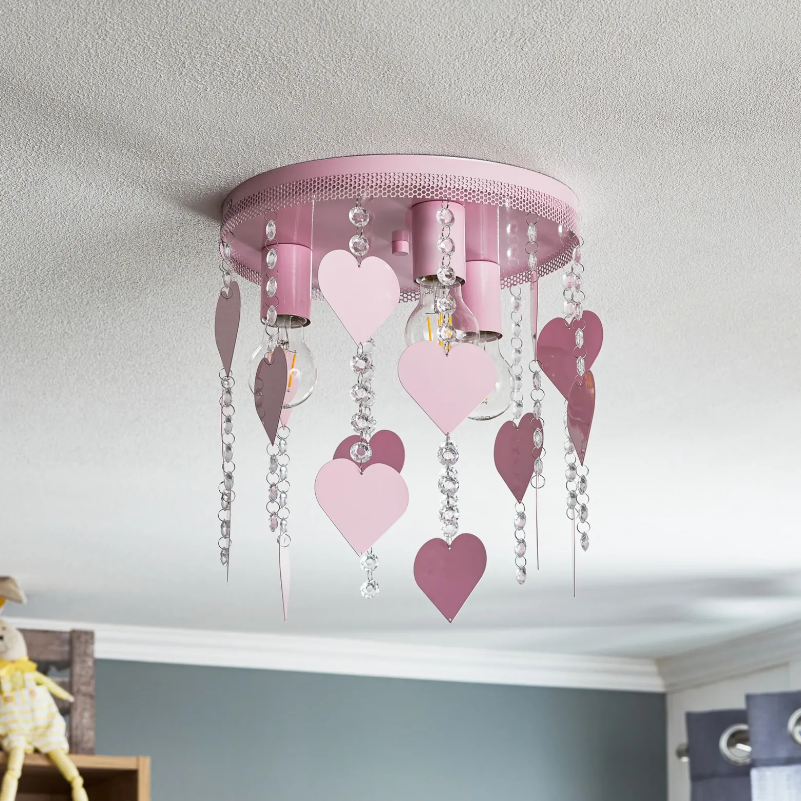 Plafón Corazón en rosa con corazones