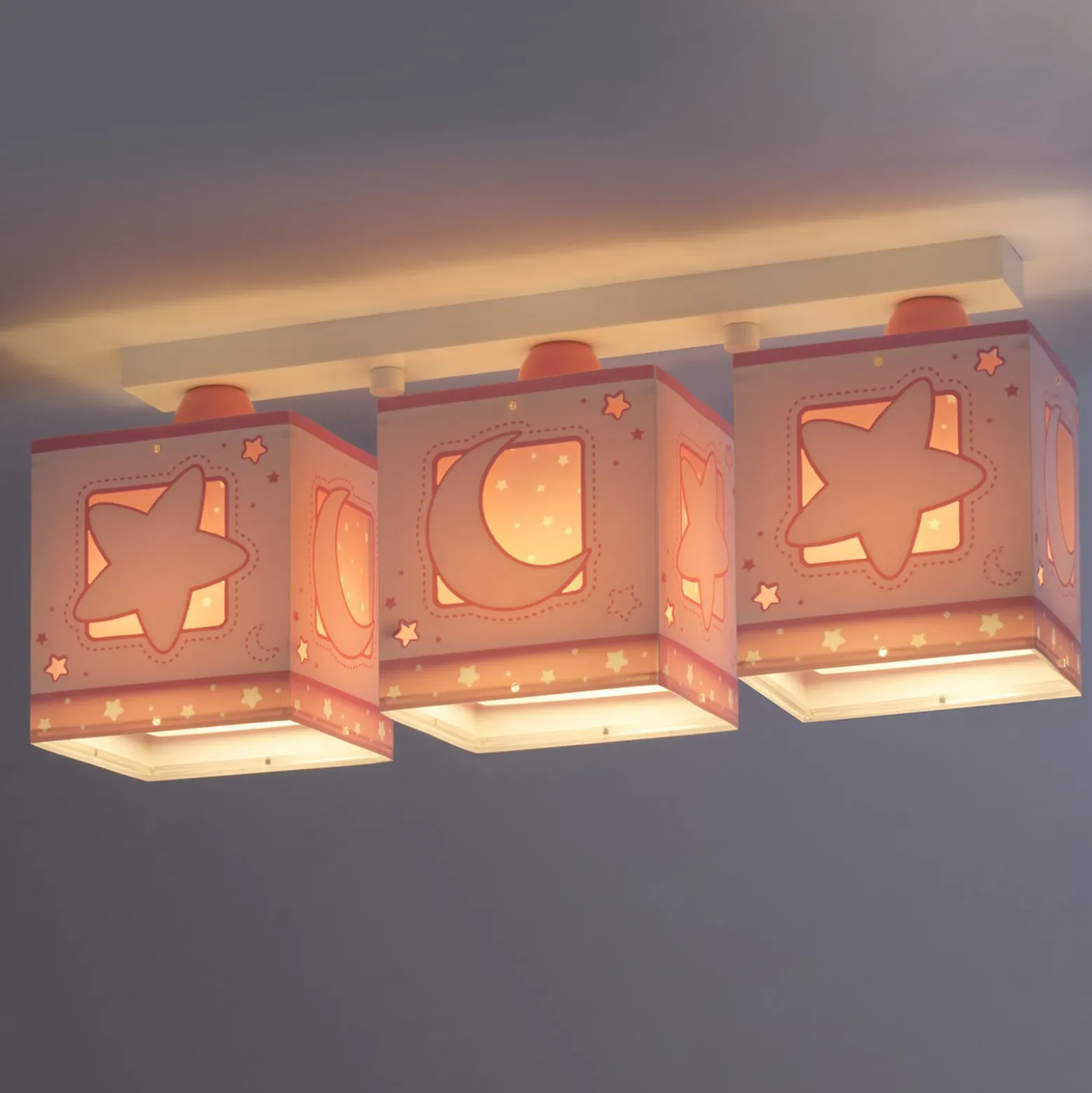 Plafón infantil Moonlight, 3 luces, rosa
