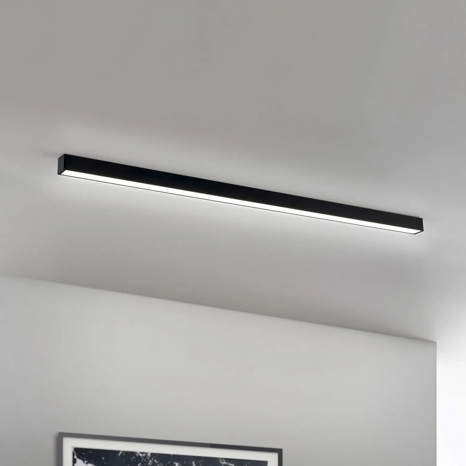 Plafón LED Bounce, negro, longitud 113 cm, CCT, aluminio