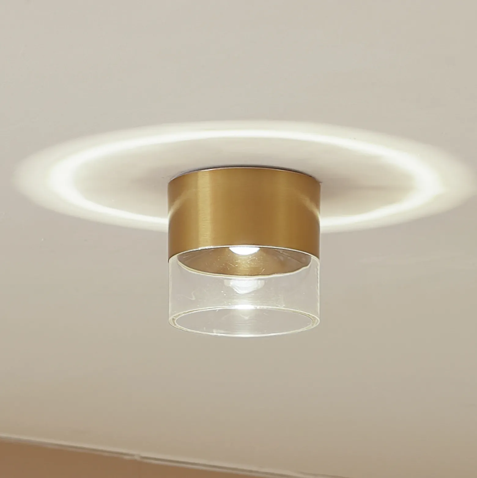 Plafón LED Lindby Dalila, dorado, Ø 10 cm, aluminio