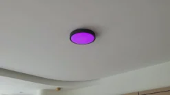 Plafón LED Lindby Manala, gris hormigón, RGB, CCT, control remoto