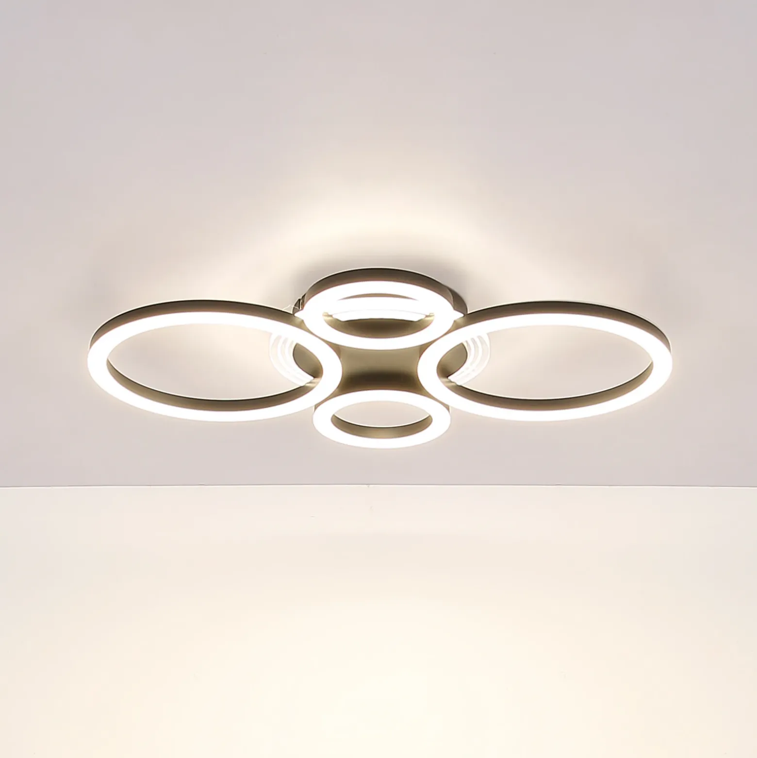 Plafón LED Loretta, negro, metal, 53 cm, CCT