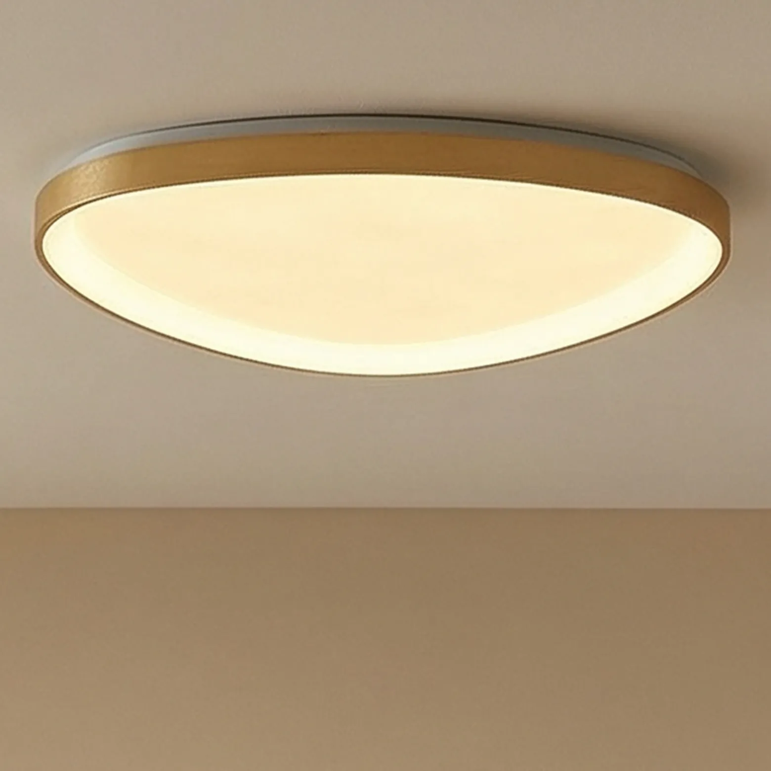Plafón LED Lucande Asken, 61 cm, dorada, CCT, atenuable