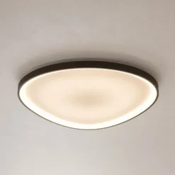 Plafón LED Lucande Asken, 61 cm, marrón, CCT, atenuable