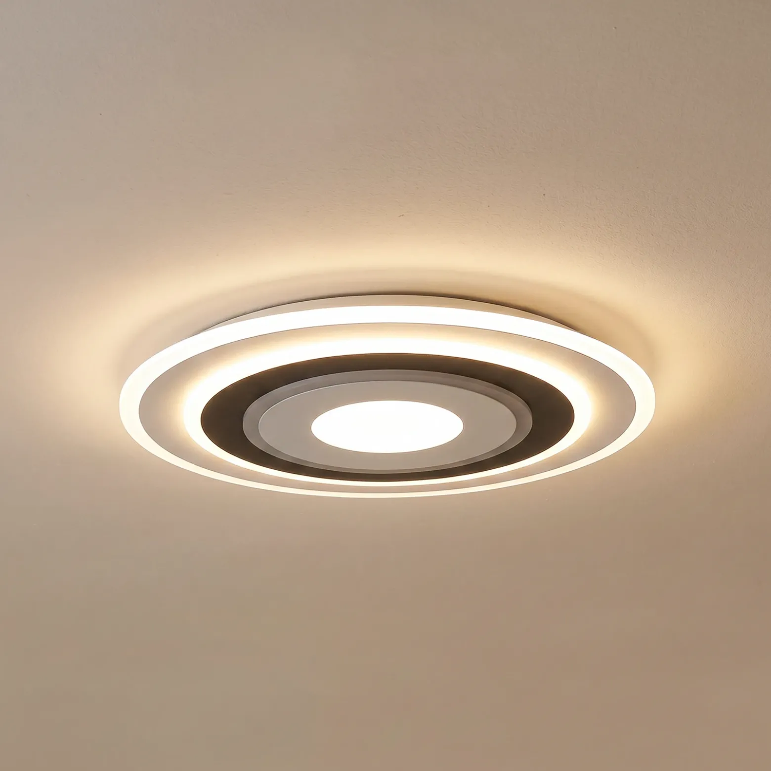 Plafón LED Rebeka de Lindby, redondo, Ø 70 cm, CCT, atenuable