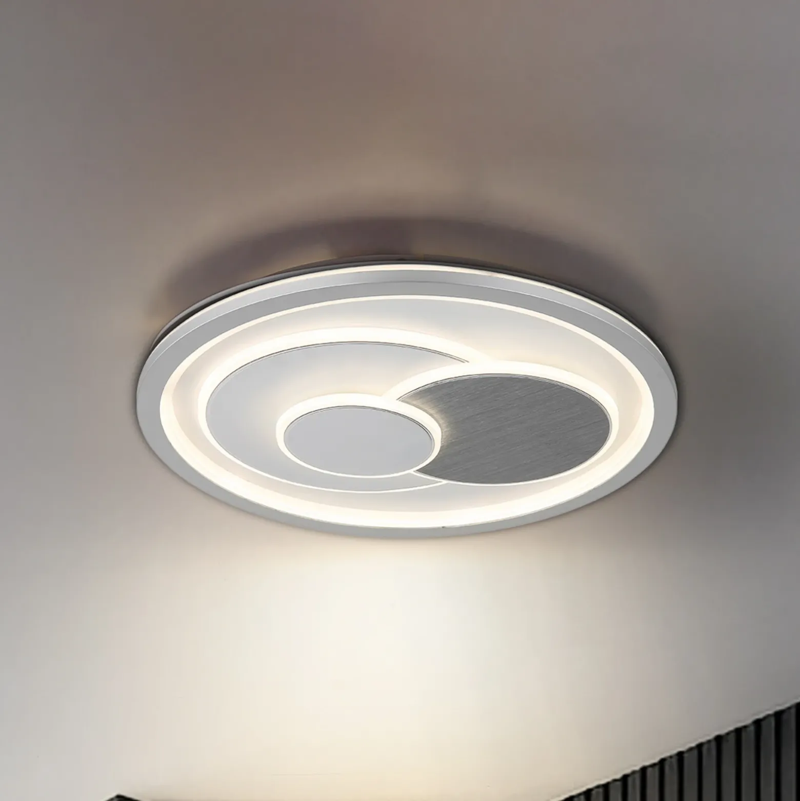 Plafón LED Ruiz I, blanco/plata, Ø 48 cm, CCT
