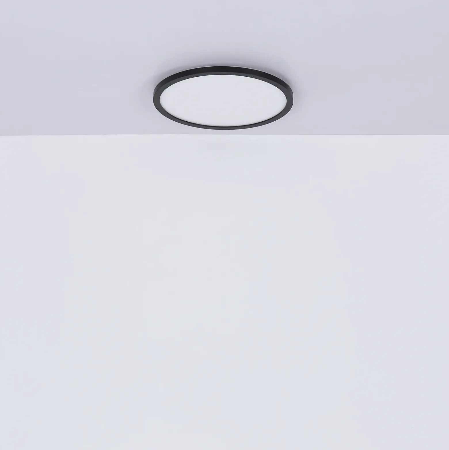 Plafón LED Sapana, negro, redondo, atenuable