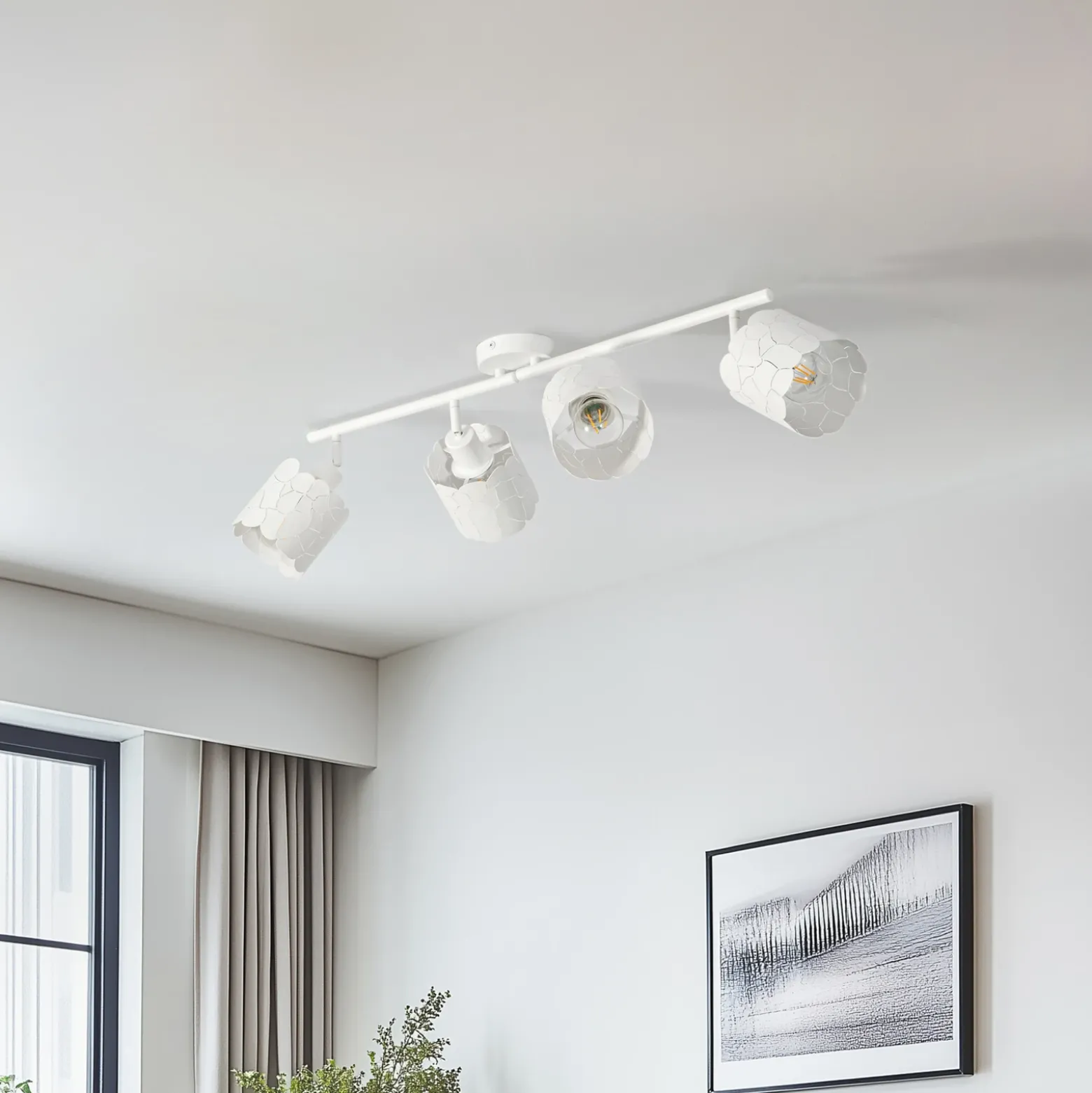 Plafón Lindby Aralena, blanco, 4 luces, longitud 97 cm