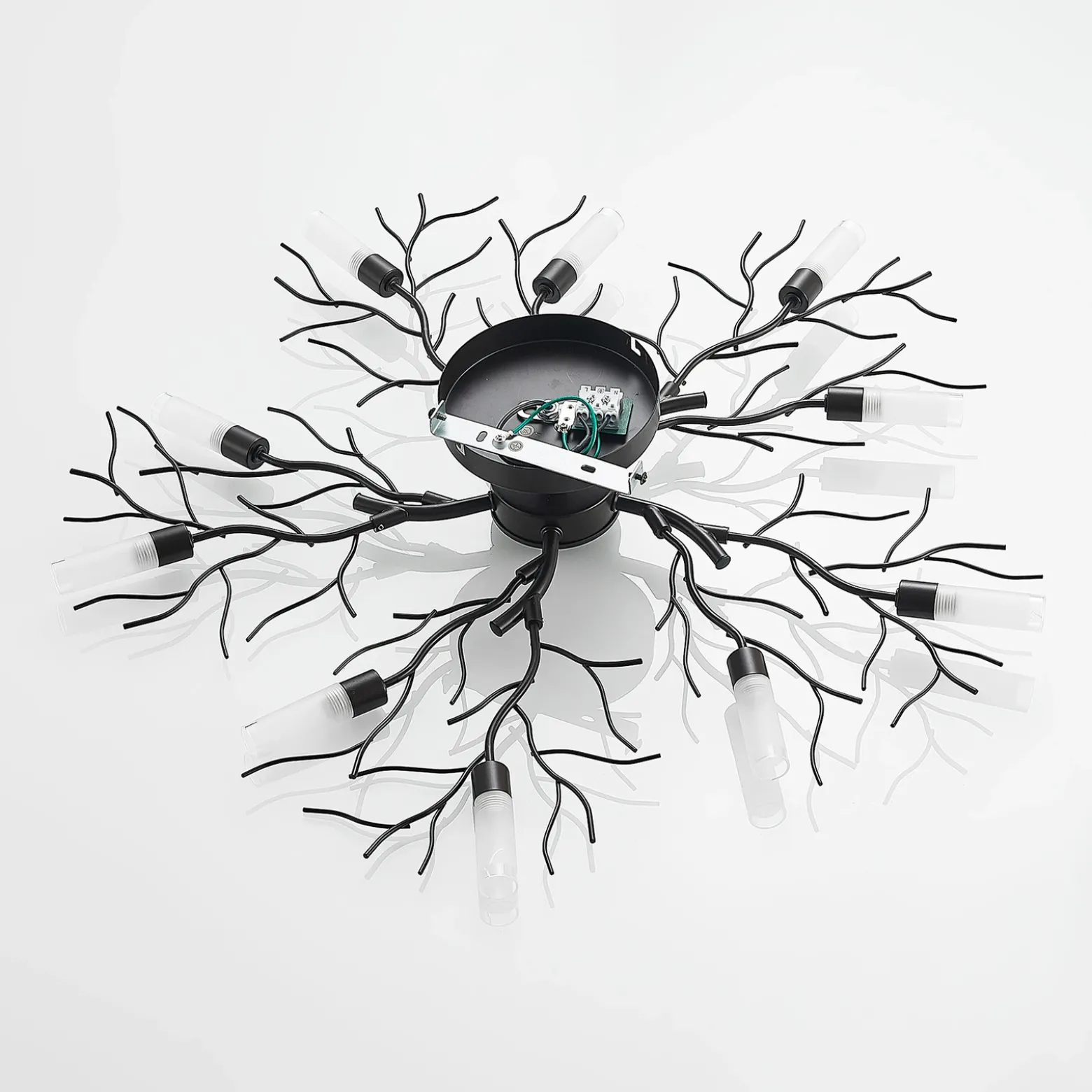 Plafón Lindby Bigna, Ø 68 cm, 10 luces, cristal, metal