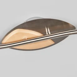 Plafón Lindby Marena, 4 luces, cristal, madera, 83 cm de largo