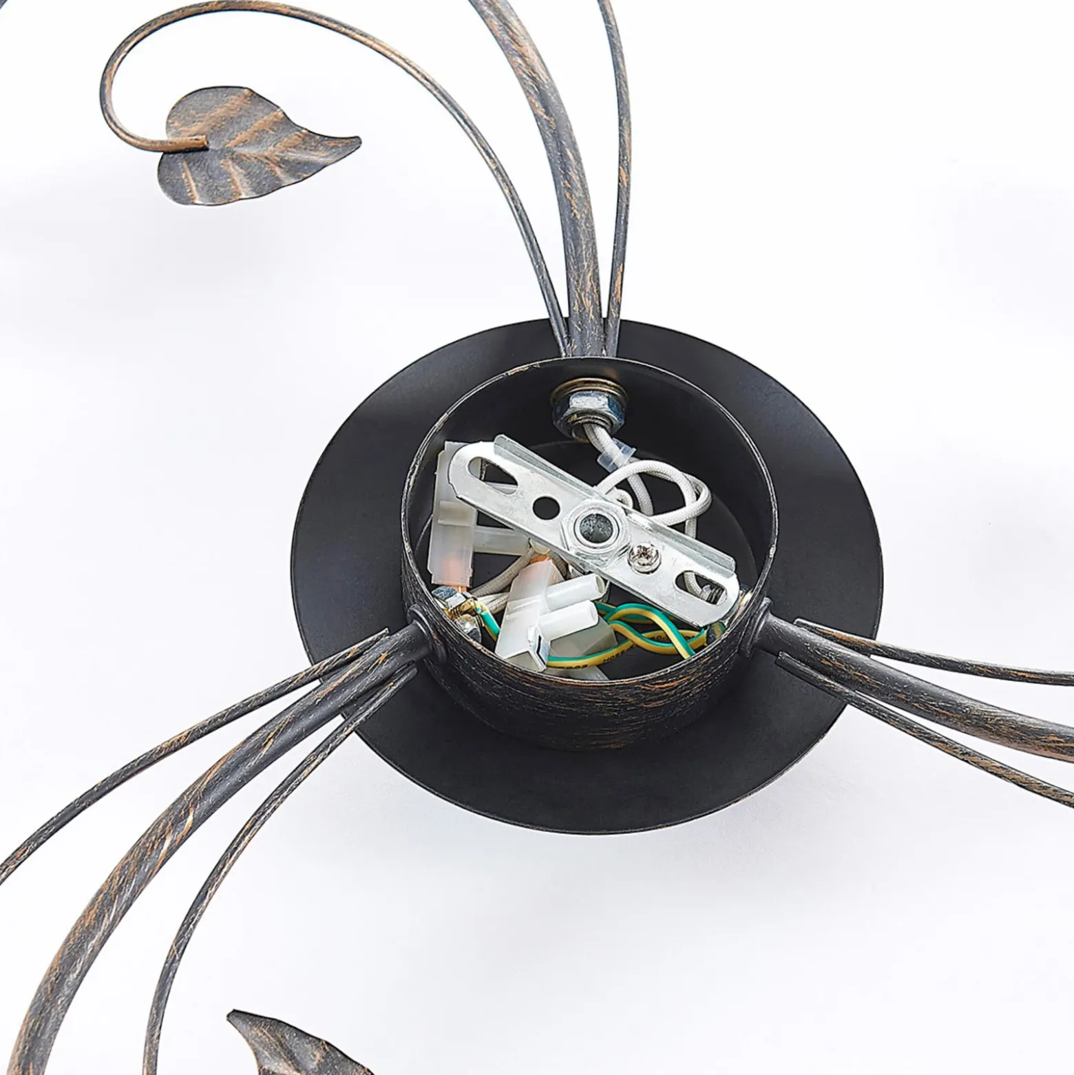 Plafón Lindby Stefania, 3 luces, Ø 46 cm, negro/oro