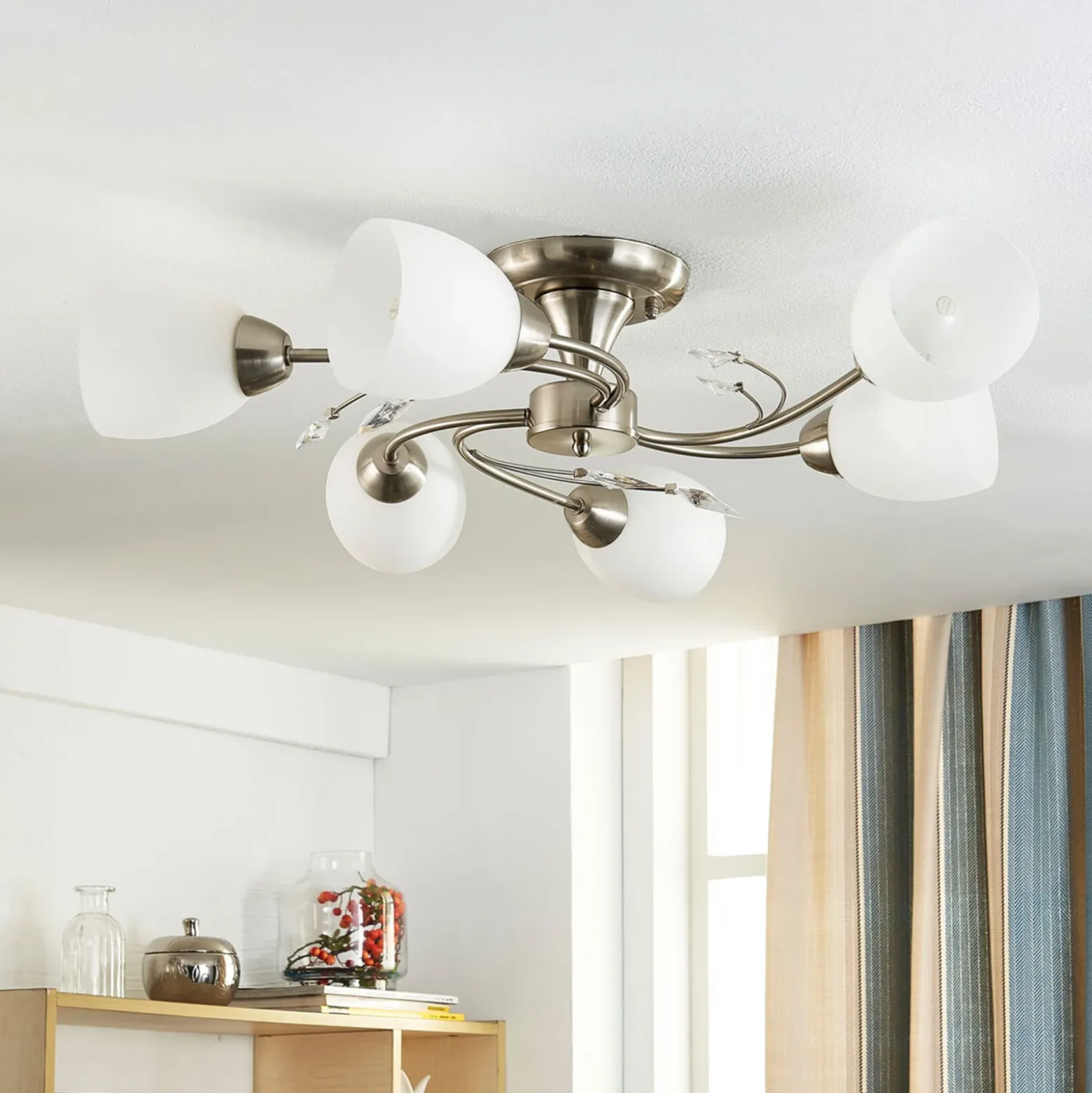 Plafón Lindby Tatas, Ø 64 cm, níquel, 6 luces, cristal