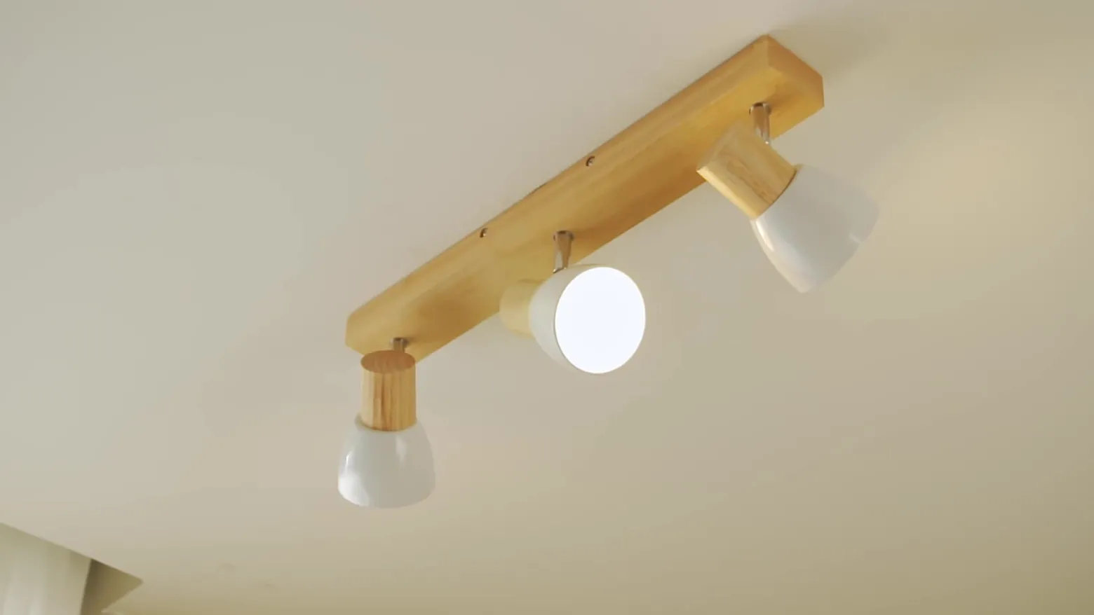 Plafón Lindby Thorin, 47 cm, 3 luces, blanco, madera, E14