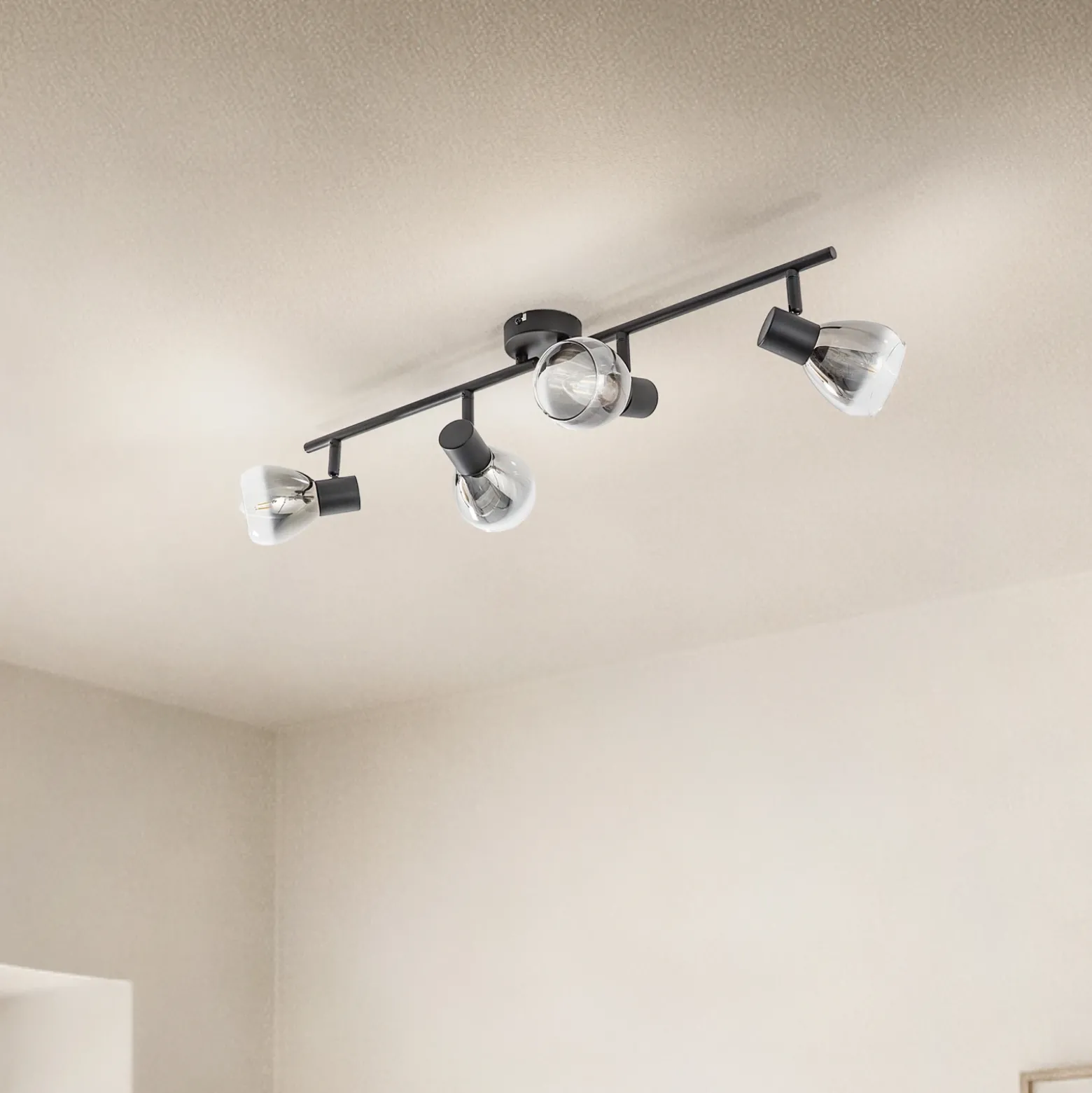 Plafón Pendura de Lindby, 4 luces, negro, cristal