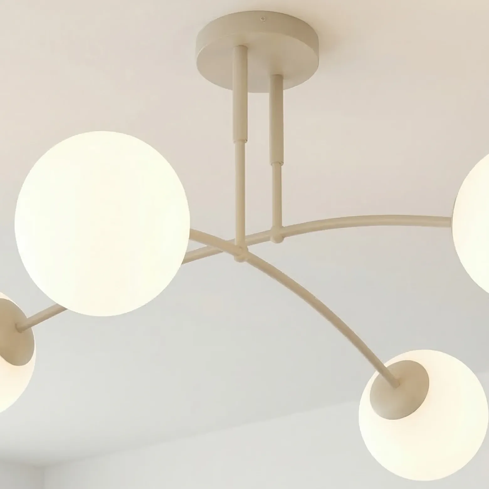 Plafón Pregos, beige, Ø 60 cm, 4 luces, metal/cristal