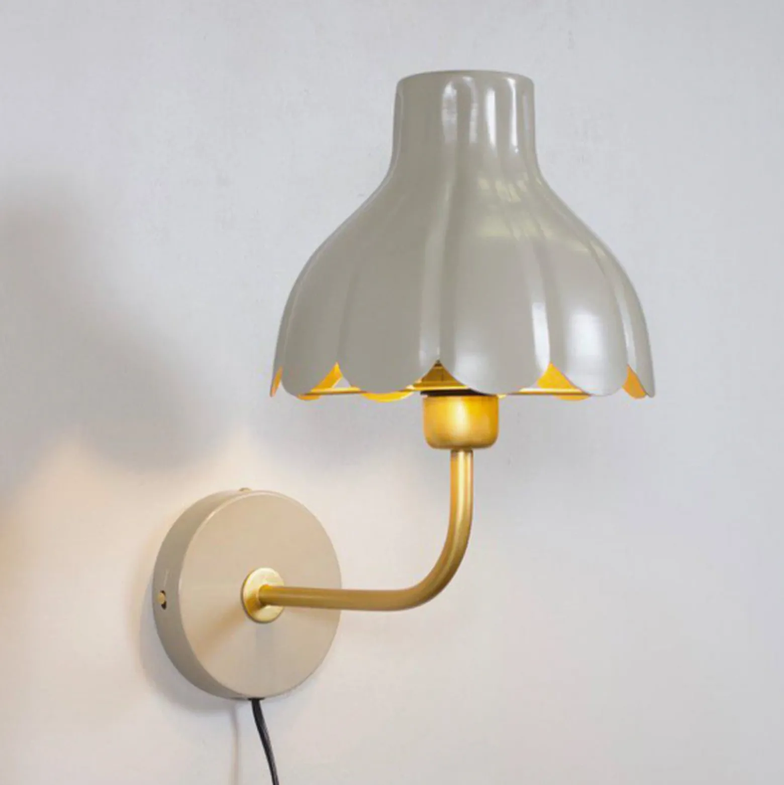 PR Home Aplique de pared Wells, beige/dorado, 21 cm, metal