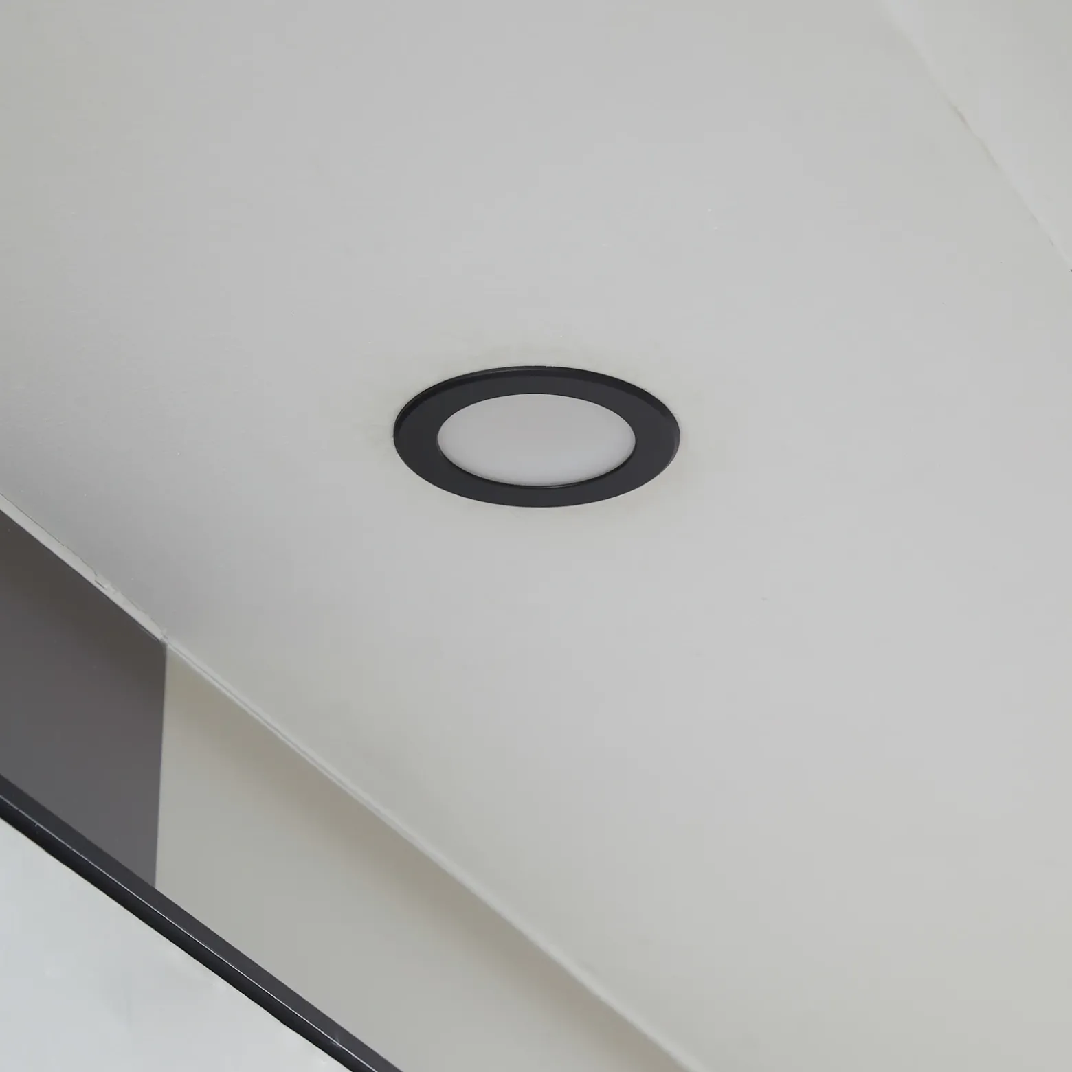 Prios foco empotrable LED Rida, negro, Ø 10 cm, CCT, IP44