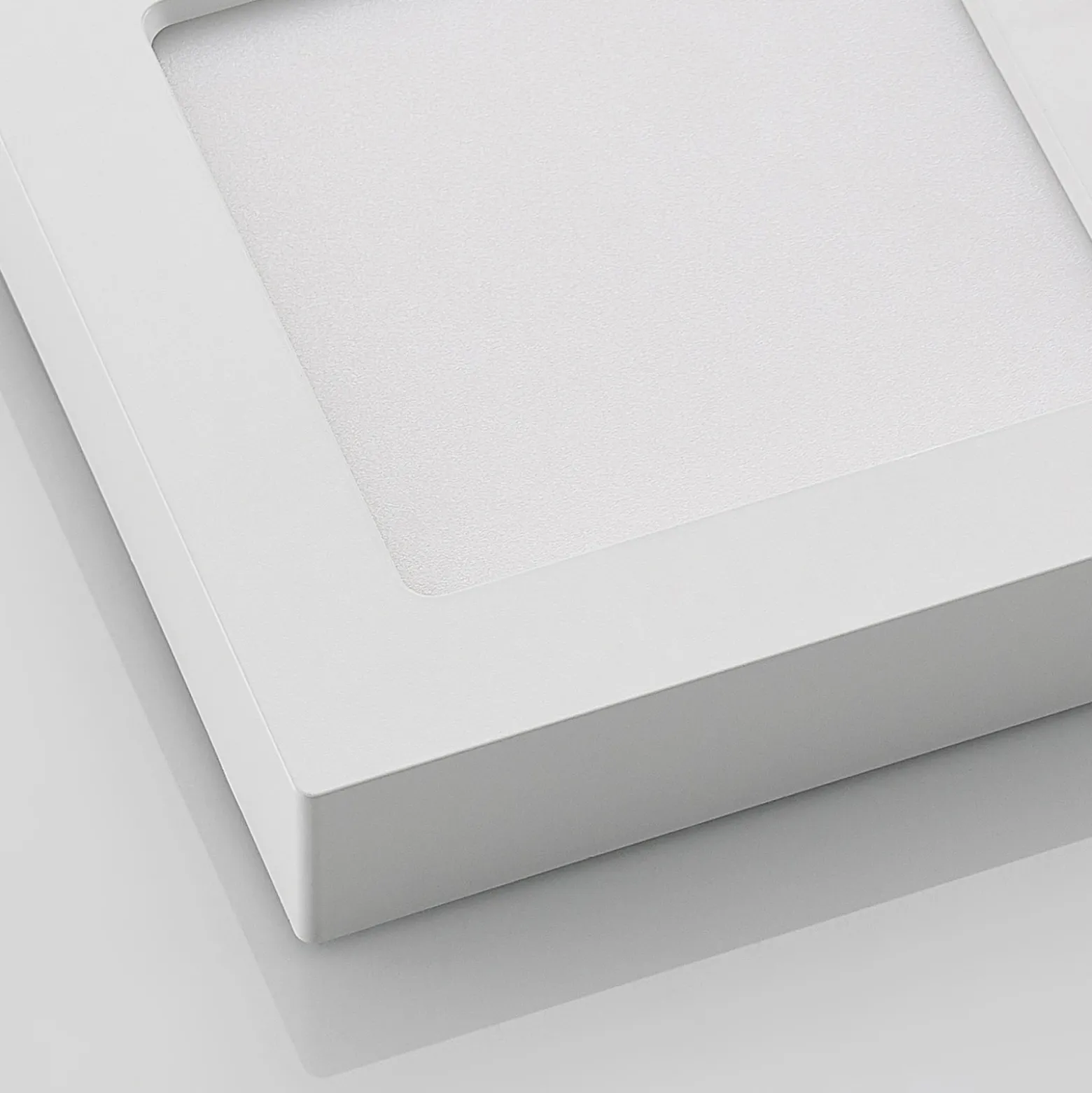 Prios Plafón LED Alette, blanco, 17,2 cm, atenuable