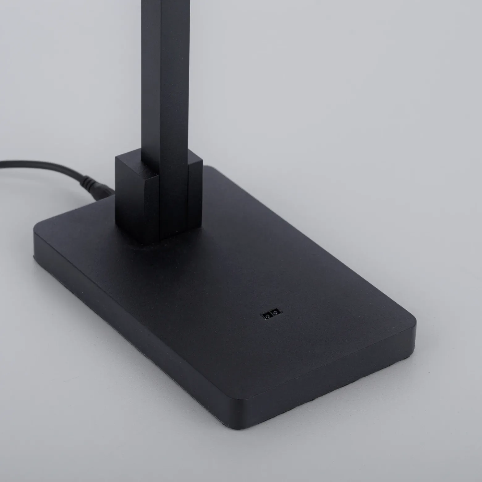 PURE Grafo lámpara de pie LED con atenuador táctil