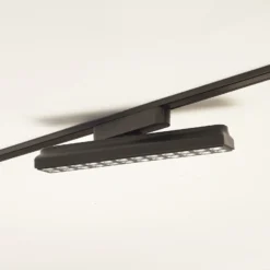 Regleta LED Lindby 48 V Lumaro, negra, 24 puntos, atenuable