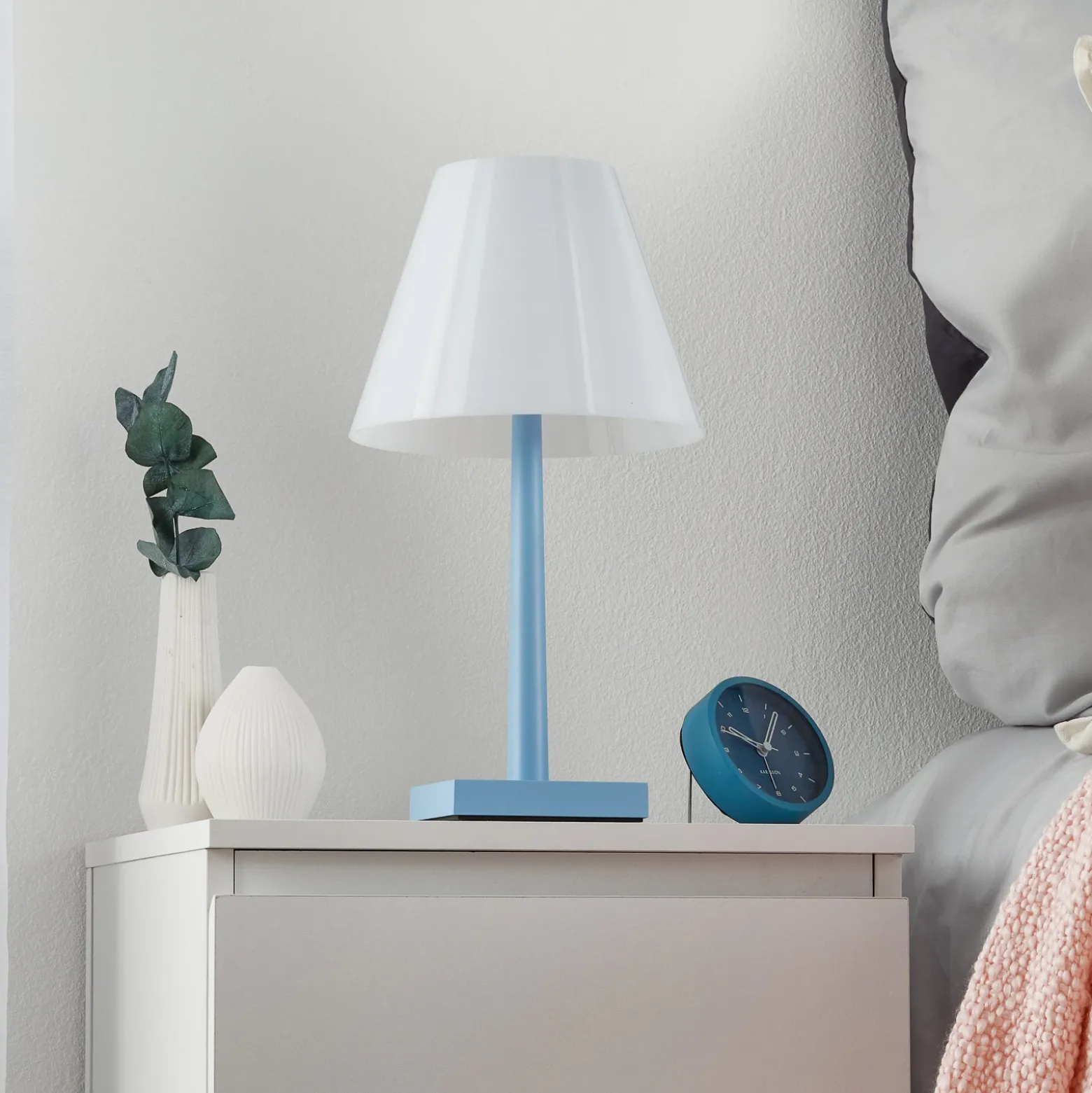 Rotaliana Dina+ T1 LED lámpara de mesa recargable luz azul