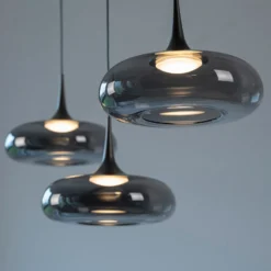 SCHÖNER WOHNEN Lámpara colgante LED Posh 7 luces, cristal ahumado, 3000 K